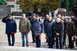 ПАМЯТИ ВЛАДИСЛАВА ДУХИНА ПАМЯТИ ВЛАДИСЛАВА ДУХИНА