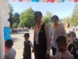 ДЕНЬ ЗНАНИЙ: члены РО РВИО СК приняли участие в торжественных линейках ДЕНЬ ЗНАНИЙ: члены РО РВИО СК приняли участие в торжественных линейках